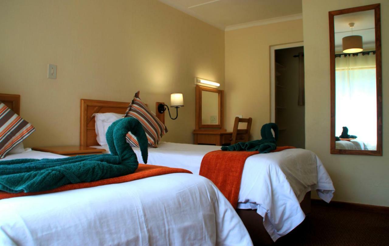Gooderson Leisure Riverbend Chalets Self Catering And Timeshare Gold Crown Resort Дракенсберг-Гарден Экстерьер фото